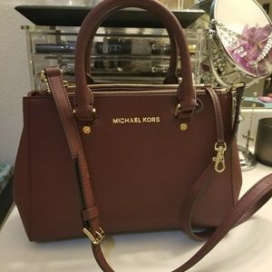 *SOLD* 👄 Michael Kors Sutton Merlot NWT